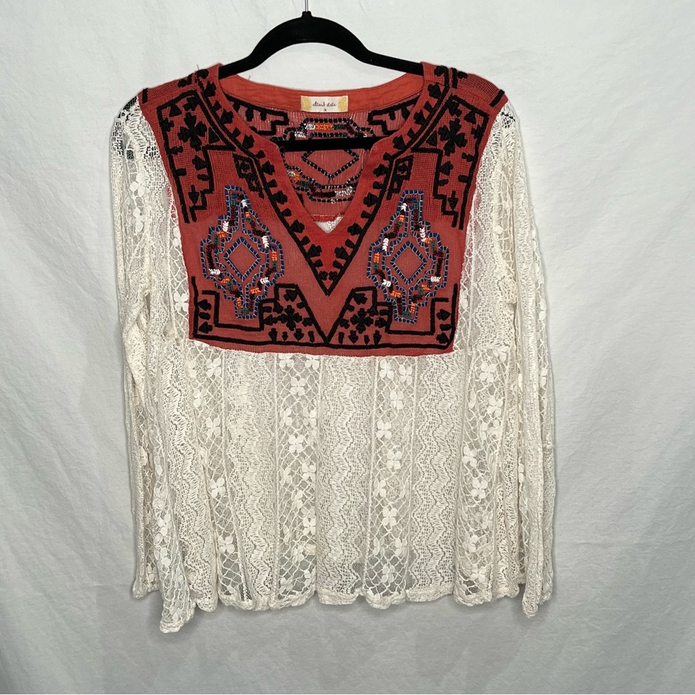 Altar'd State Blouse Women's Medium Embroidered Boho Sheer Lace Ivory Festival